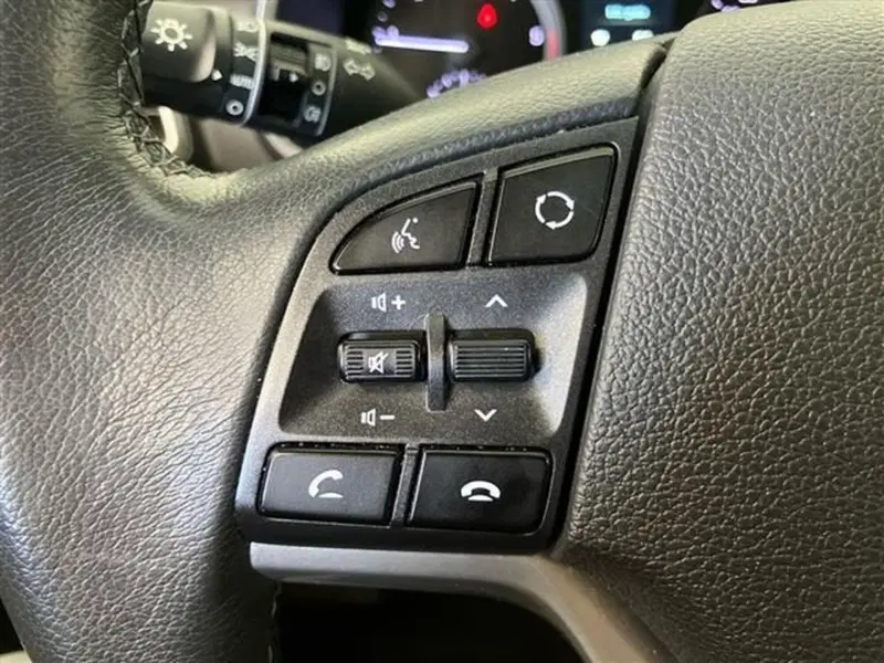 Hyundai Tucson usata a Como (17)
