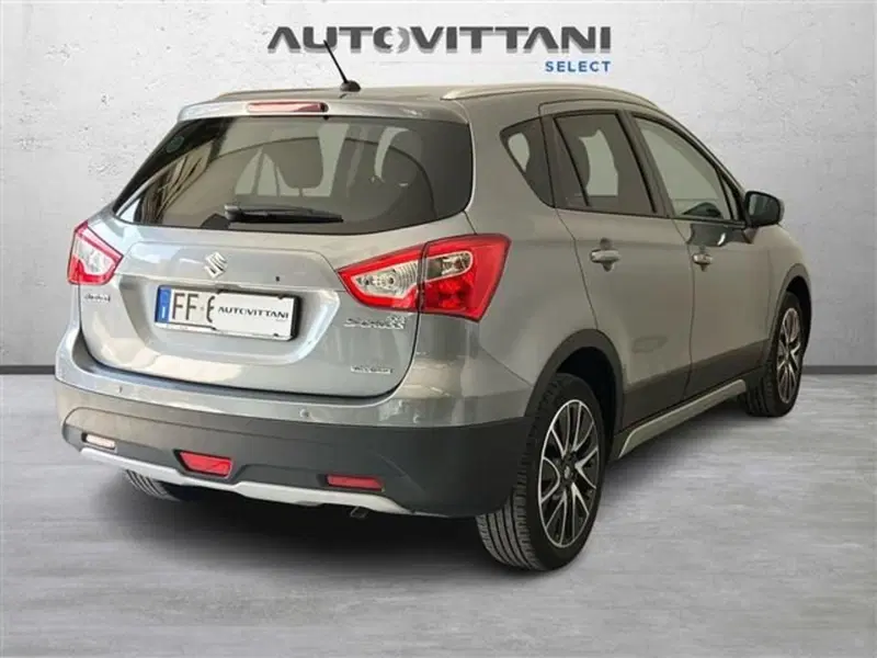 Suzuki S-Cross usata a Como (3)