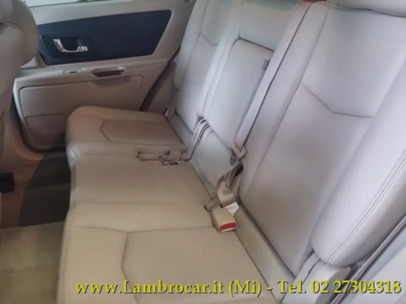 Cadillac SRX usata a Milano (4)