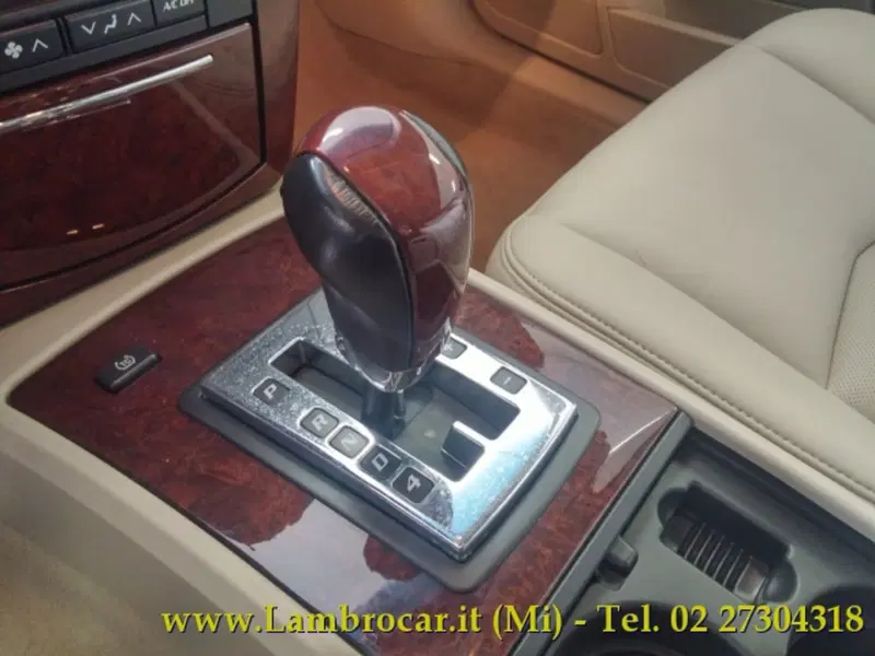 Cadillac SRX usata a Milano (8)