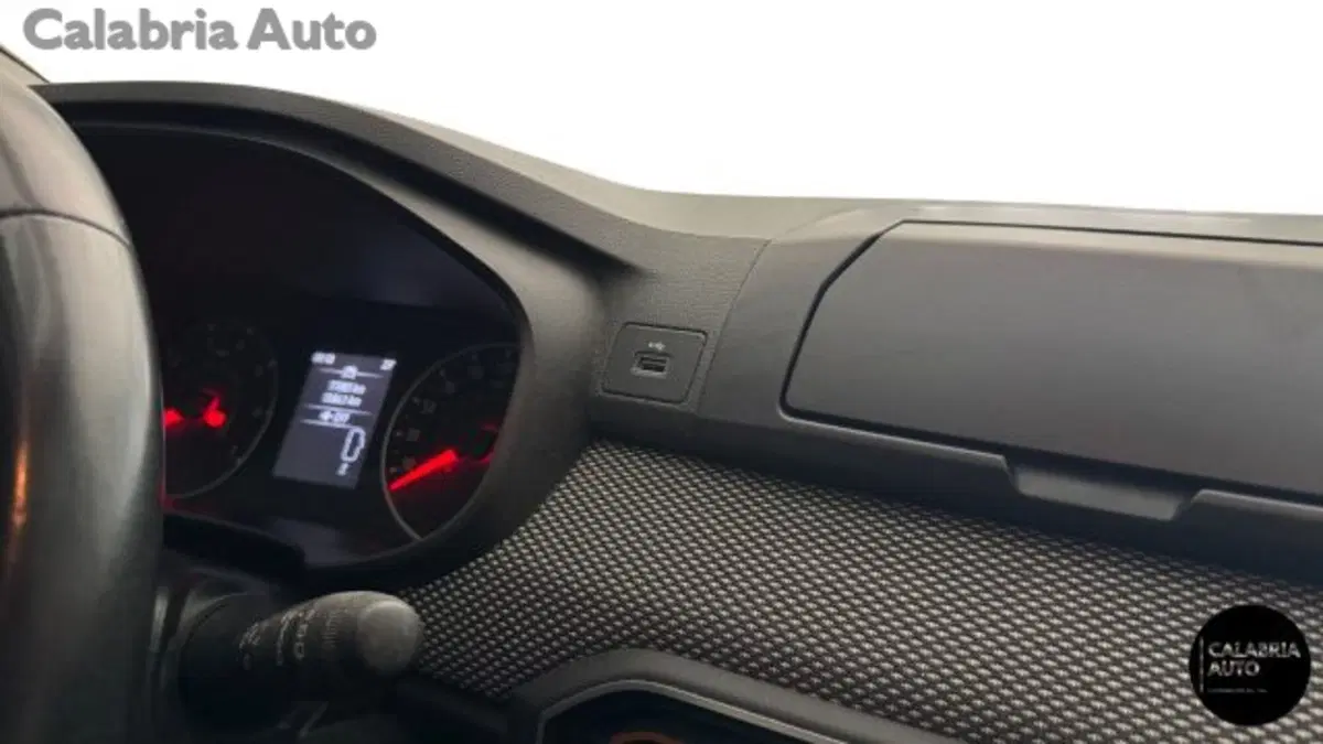 Dacia Sandero usata a Reggio Calabria (18)