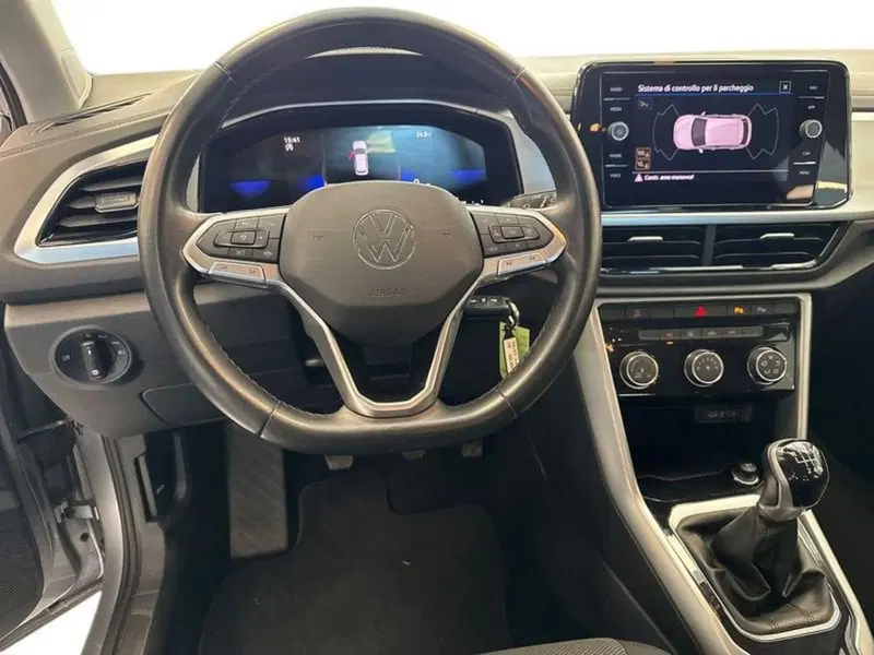 Volkswagen T-Roc usata a Prato (9)