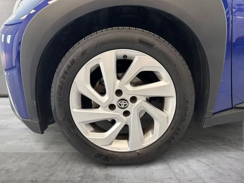 Toyota Aygo X usata a Prato (18)