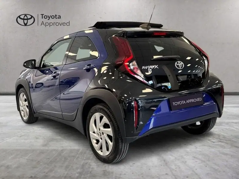 Toyota Aygo X usata a Prato (7)