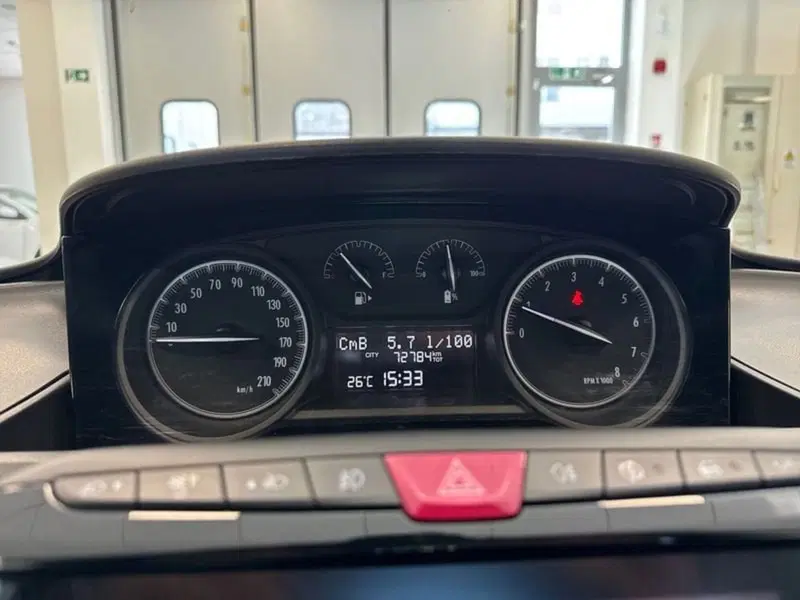 Lancia Ypsilon usata a Prato (13)