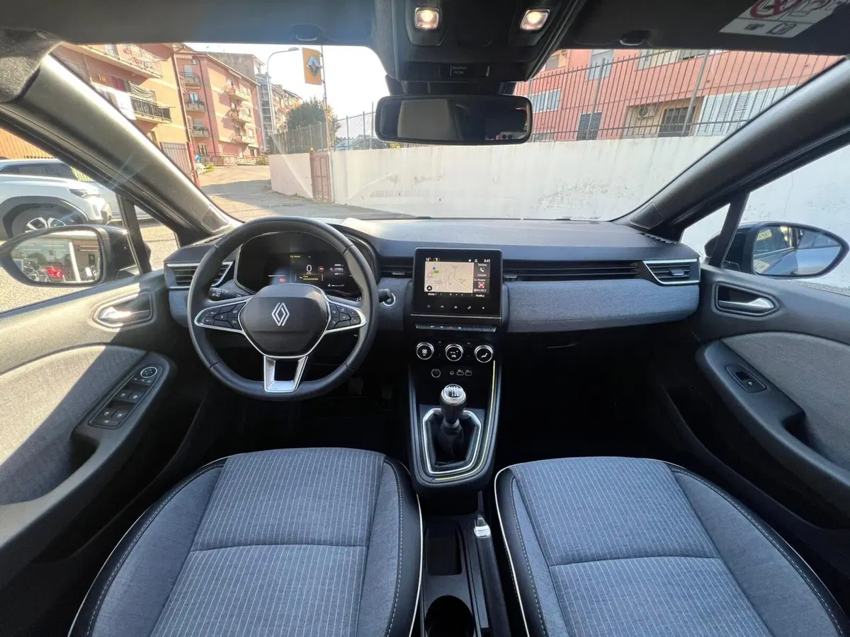 Renault Clio usata a Messina (14)