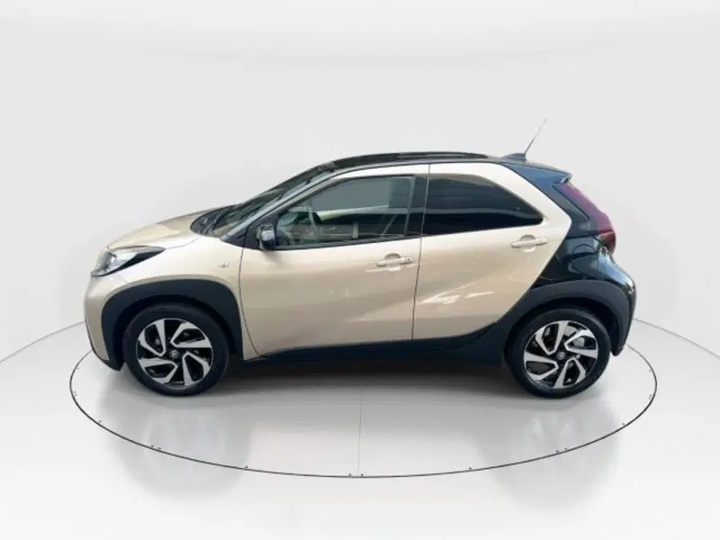 Toyota Aygo X usata a Modena (5)