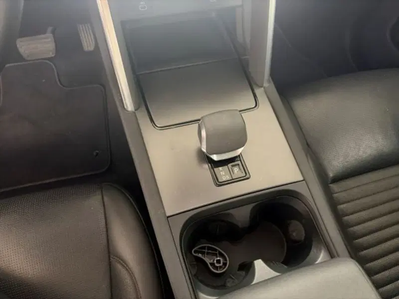 Land Rover Discovery Sport usata a Modena (13)