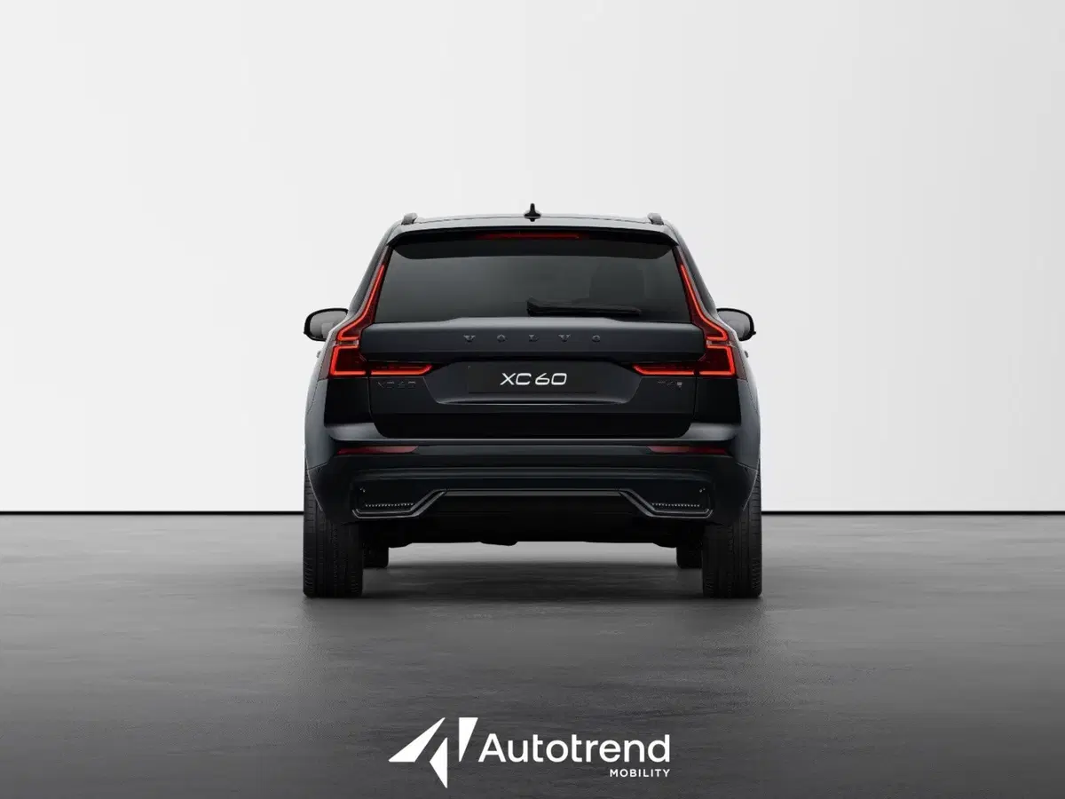Volvo XC60 usata a Bari (12)