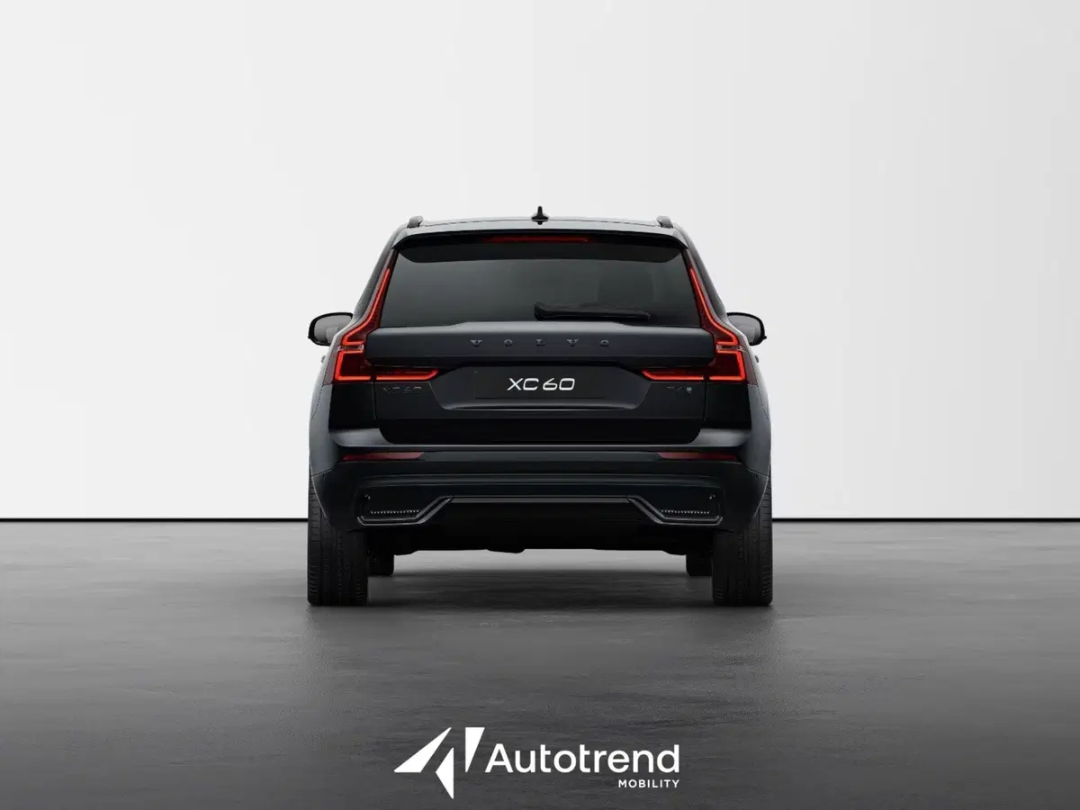 Volvo XC60 usata a Bari (4)