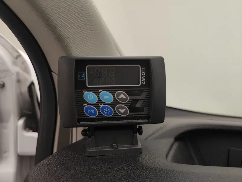 Ford Transit Custom Furgone usata a Como (15)
