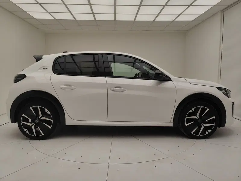 Peugeot 208 usata a Como (19)