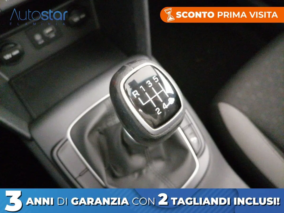 Hyundai Kona usata a Roma (13)