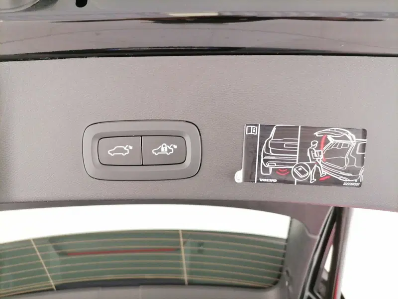 Volvo XC40 usata a Roma (11)
