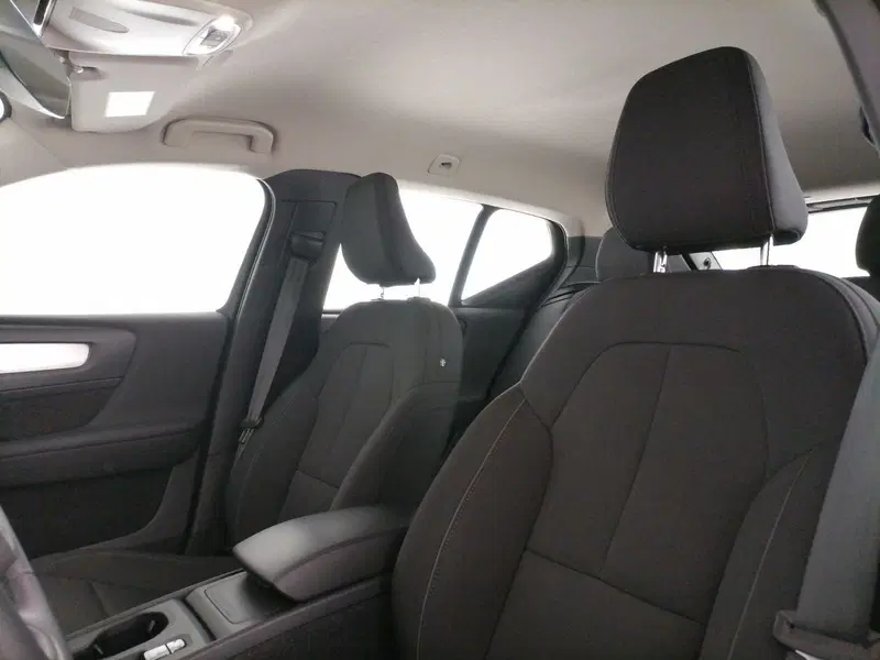 Volvo XC40 usata a Roma (13)