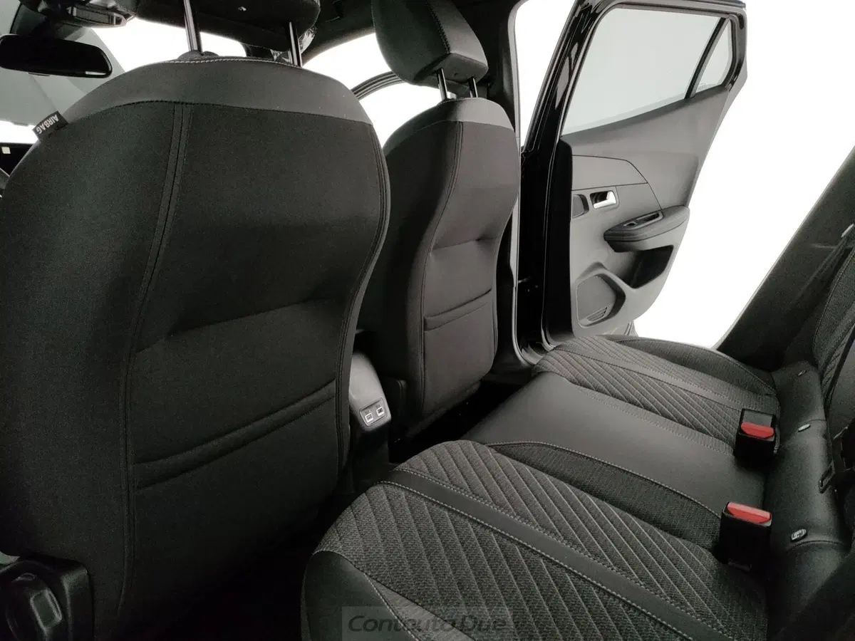 Peugeot 2008 nuova a Caserta (13)