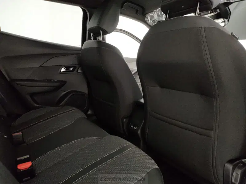 Peugeot 2008 nuova a Caserta (15)