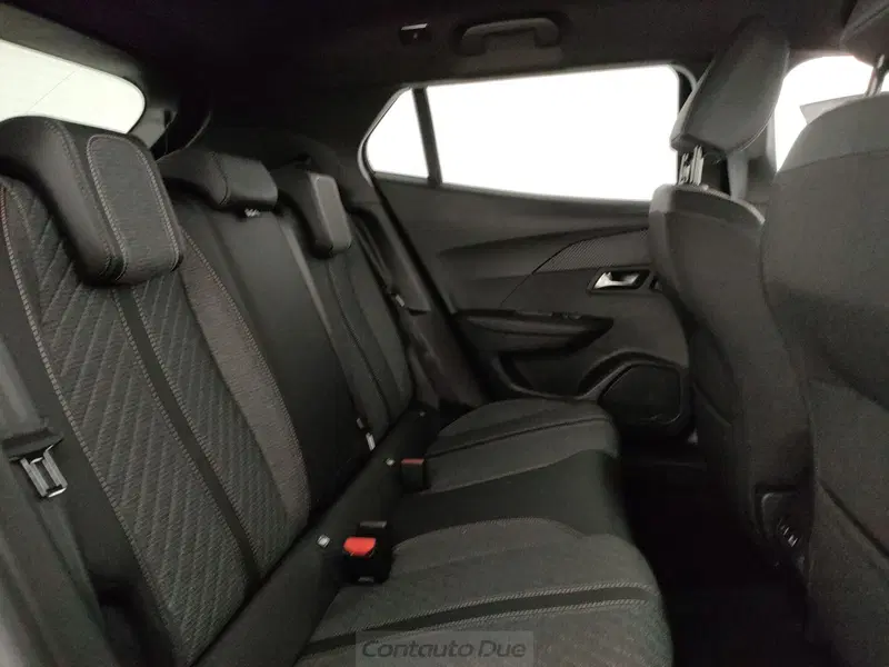 Peugeot 2008 nuova a Caserta (16)