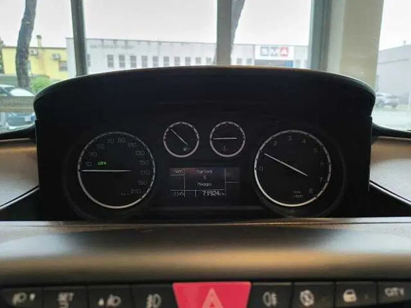 Lancia Ypsilon usata a Forlì-Cesena (12)