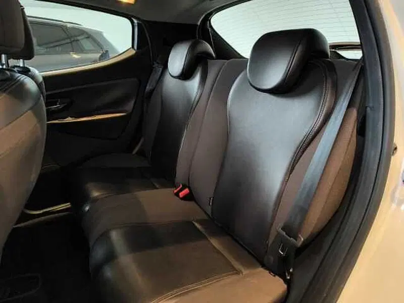 Lancia Ypsilon usata a Forlì-Cesena (16)