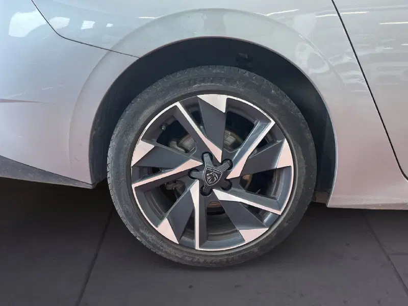 Peugeot 308 SW usata a Torino (7)