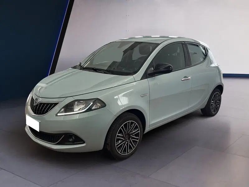 Lancia Ypsilon usata a Torino (3)