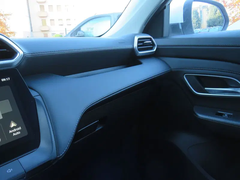 Mg ZS nuova a Monza e Brianza (18)
