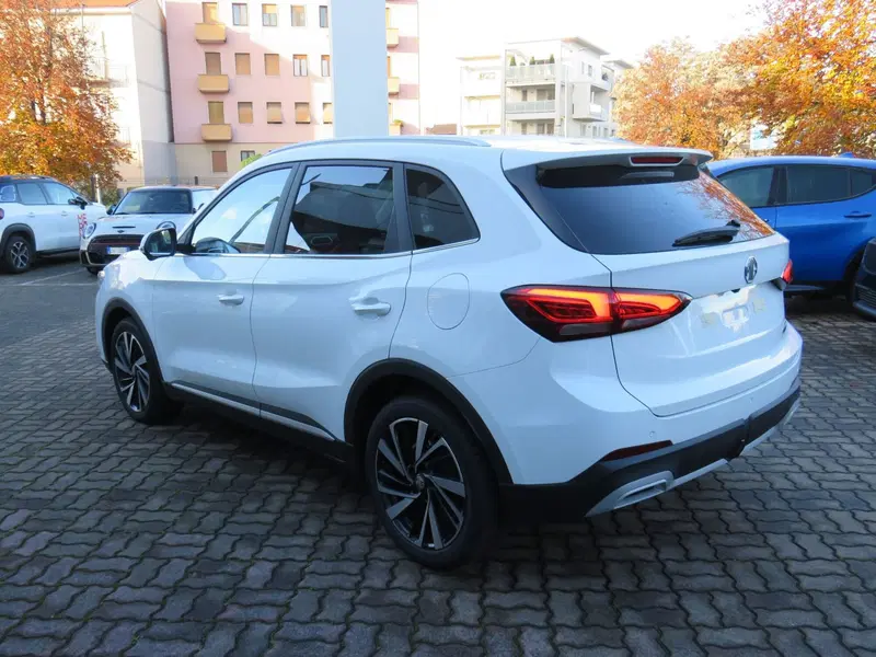 Mg ZS nuova a Monza e Brianza (7)