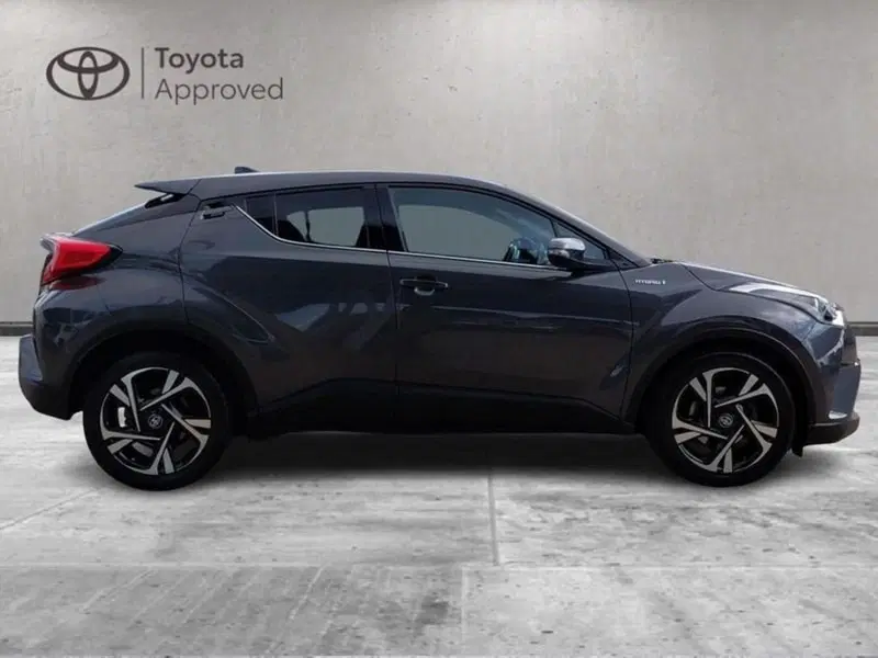Toyota Toyota C-HR usata a Cagliari (5)