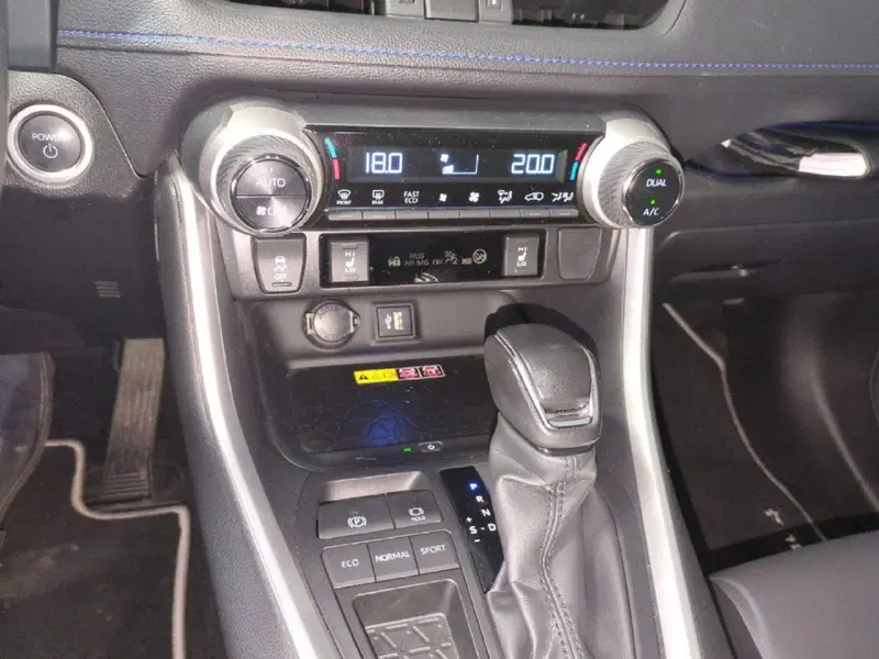 Toyota Rav4 usata a Milano (16)