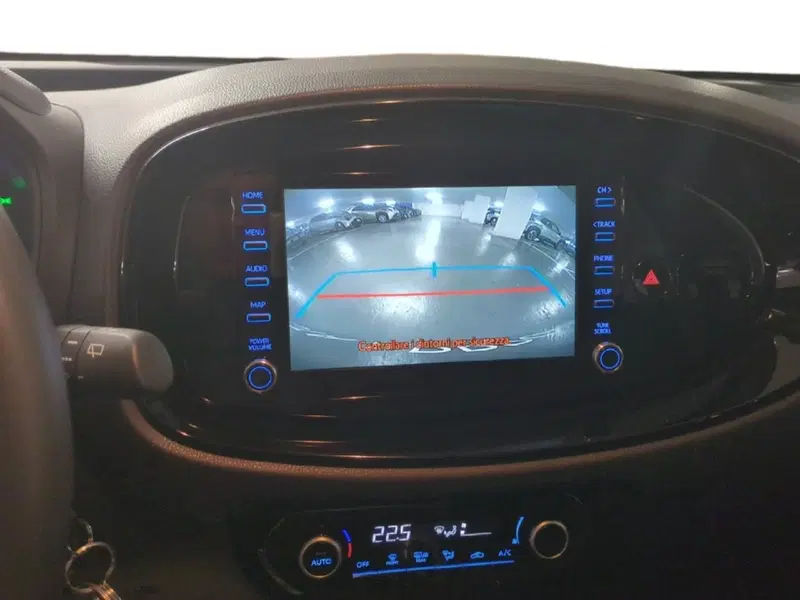 Toyota Aygo X usata a Milano (14)