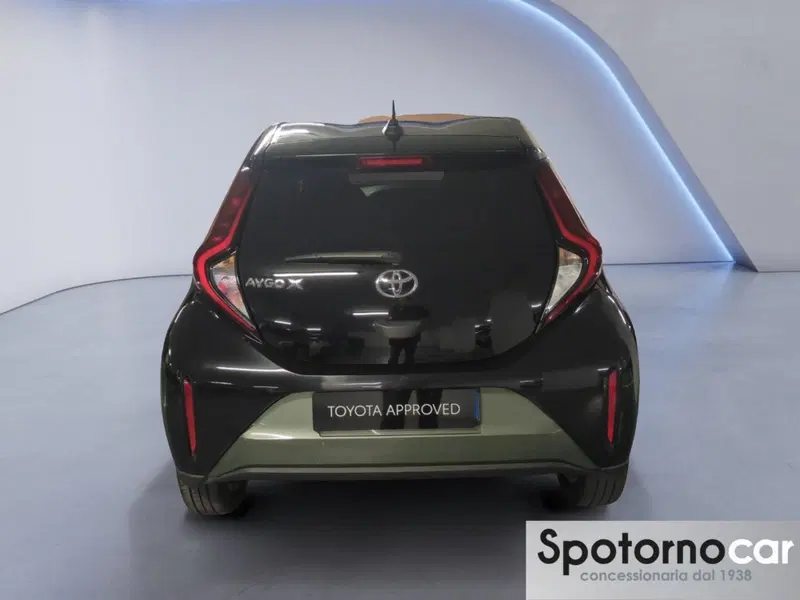 Toyota Aygo X usata a Milano (5)