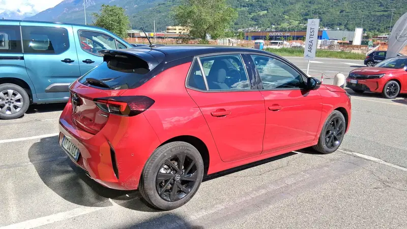 Opel Corsa usata a Aosta (4)