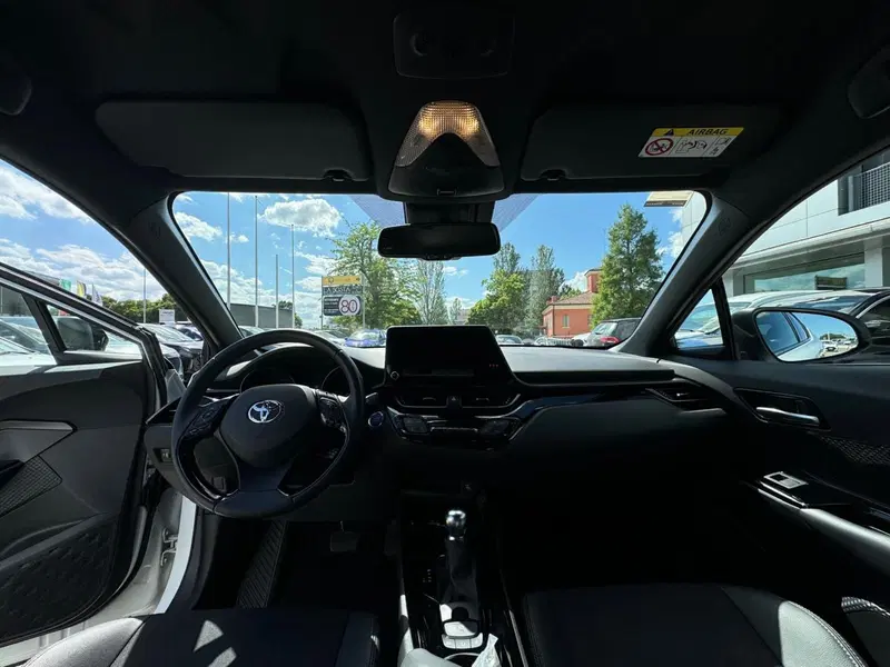 Toyota Toyota C-HR usata a Modena (17)