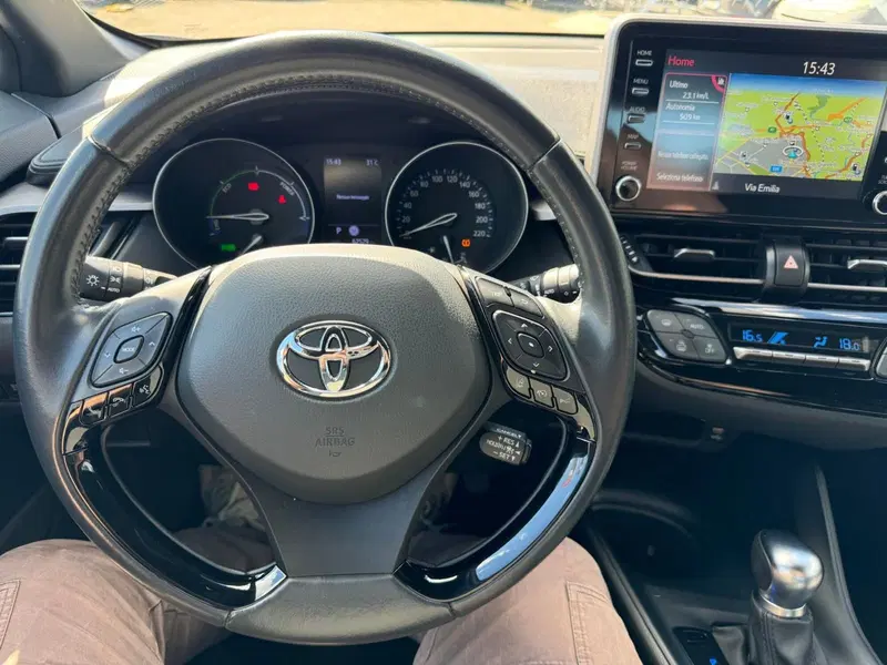 Toyota Toyota C-HR usata a Modena (11)