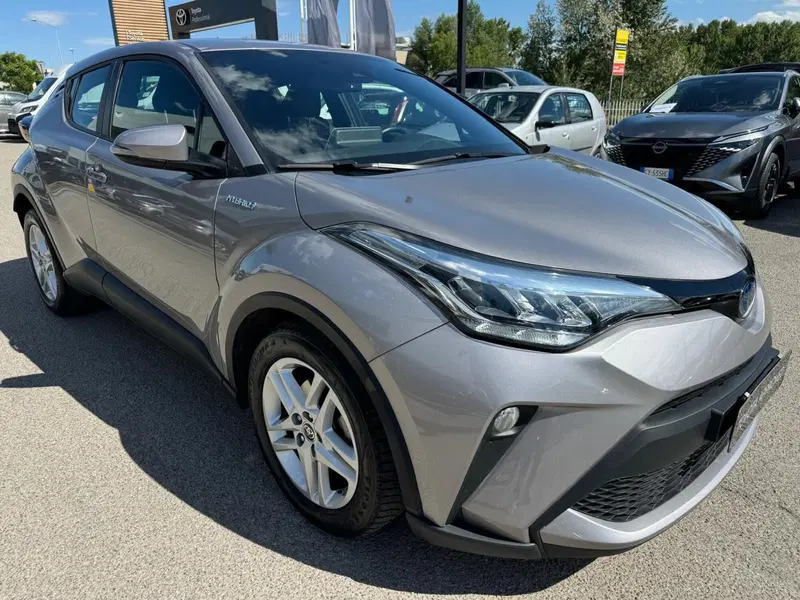 Toyota Toyota C-HR usata a Modena (4)