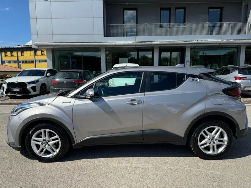 Toyota Toyota C-HR usata a Modena (9)