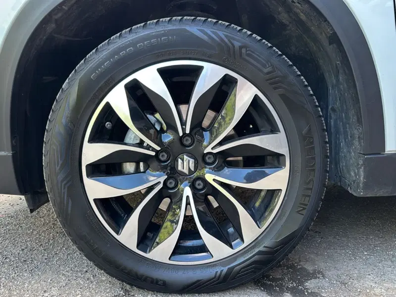 Suzuki Vitara usata a Bologna (7)