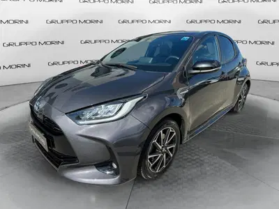 Toyota Yaris 1.5 Hybrid 5 porte Lounge del 2021 usata a Modena