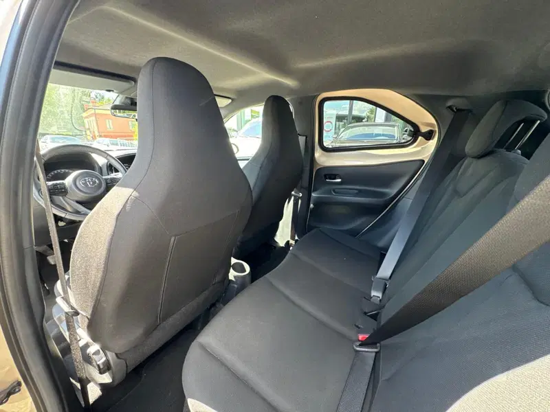Toyota Aygo X usata a Modena (14)