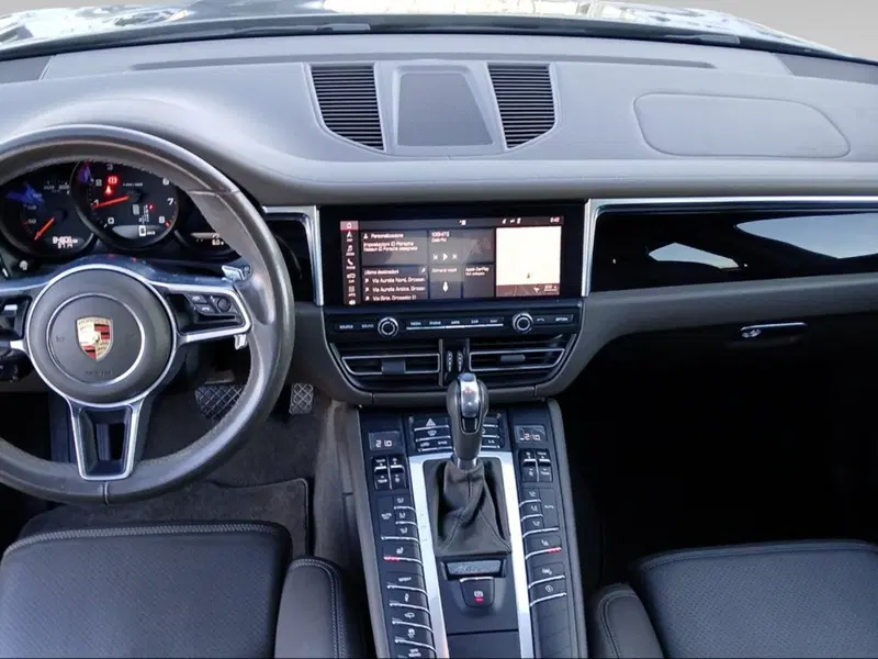 Porsche Macan usata a Pisa (10)