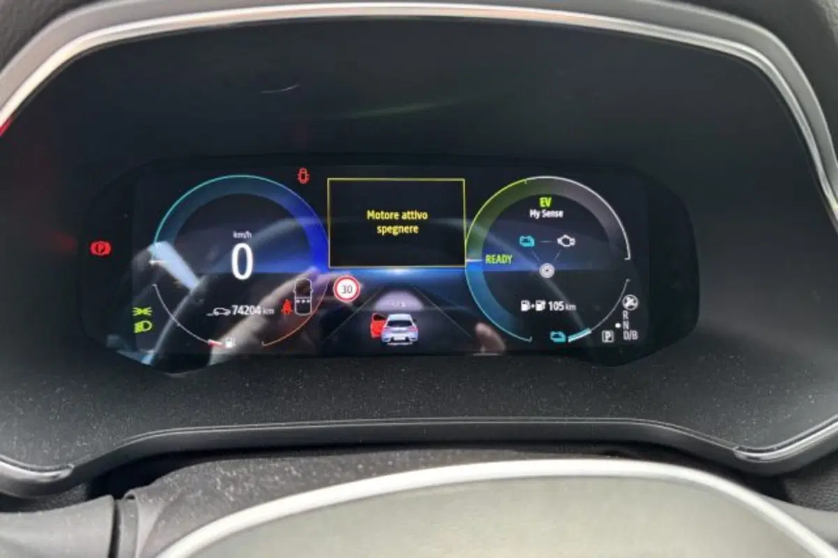 Renault Captur usata a Latina (13)