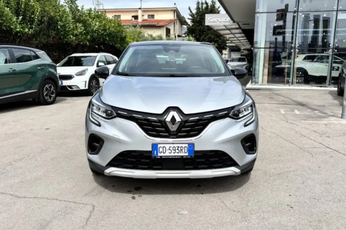 Renault Captur usata a Latina (2)