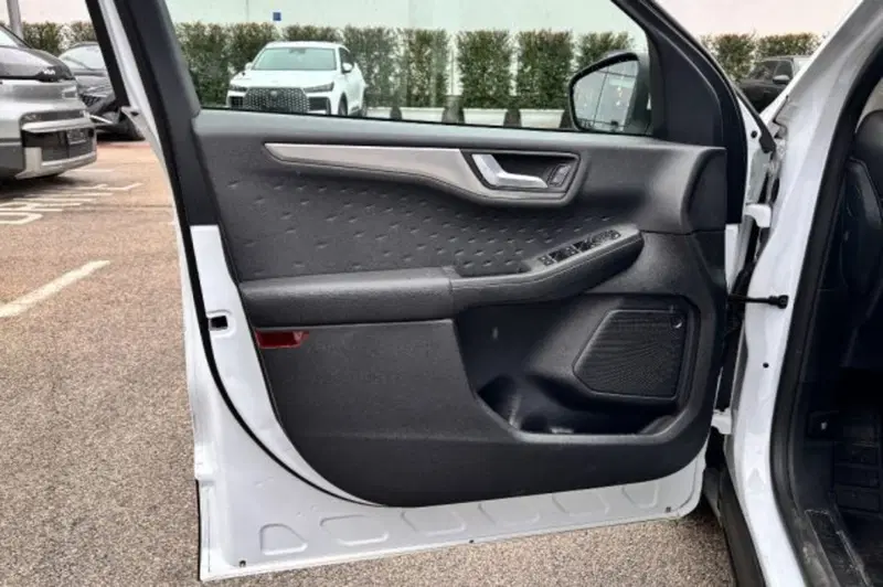 Ford Kuga usata a Latina (12)