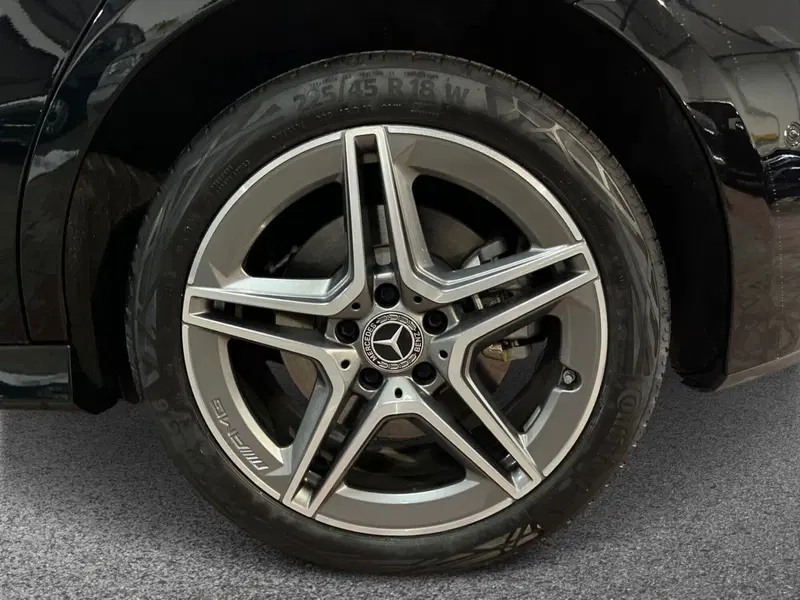 Mercedes-Benz Classe A usata a Bari (6)