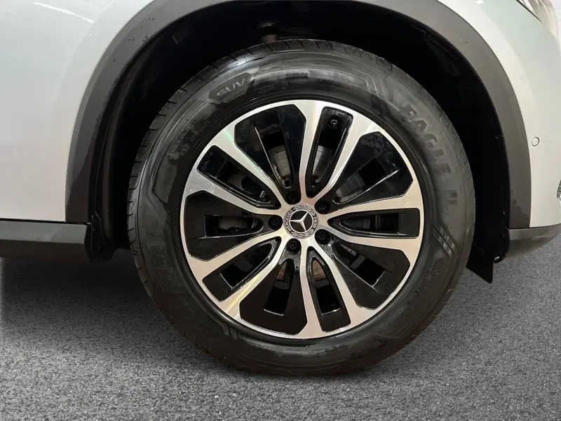 Mercedes-Benz GLC Coupé usata a Bari (6)