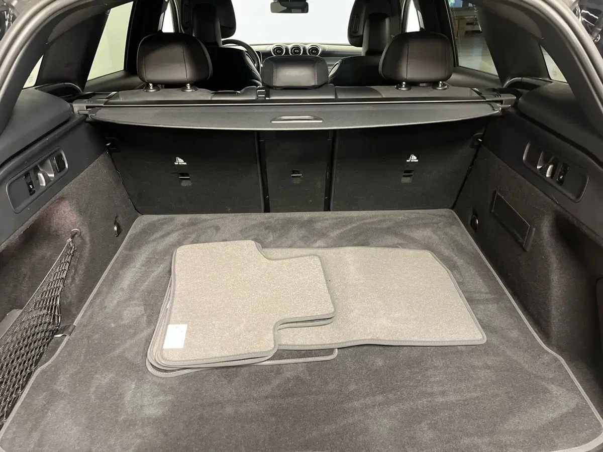 Mercedes-Benz GLC SUV usata a Milano (8)