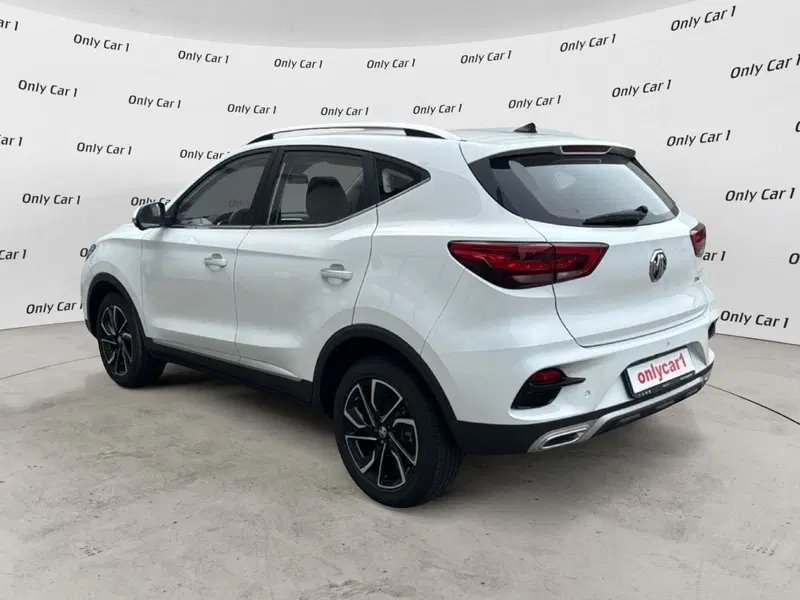 Mg ZS nuova a Ferrara (5)