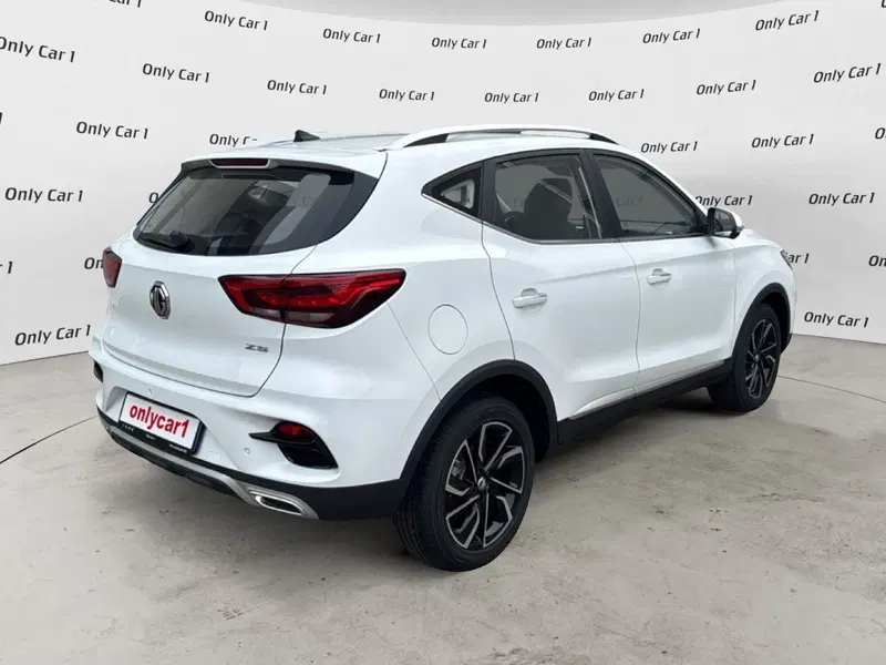 Mg ZS nuova a Ferrara (6)