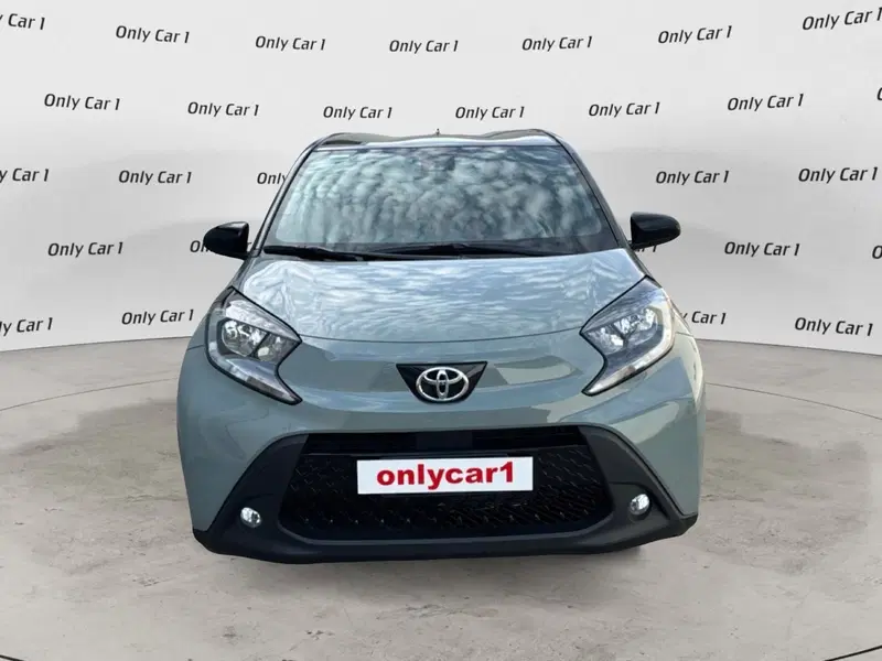 Toyota Aygo X nuova a Ferrara (3)